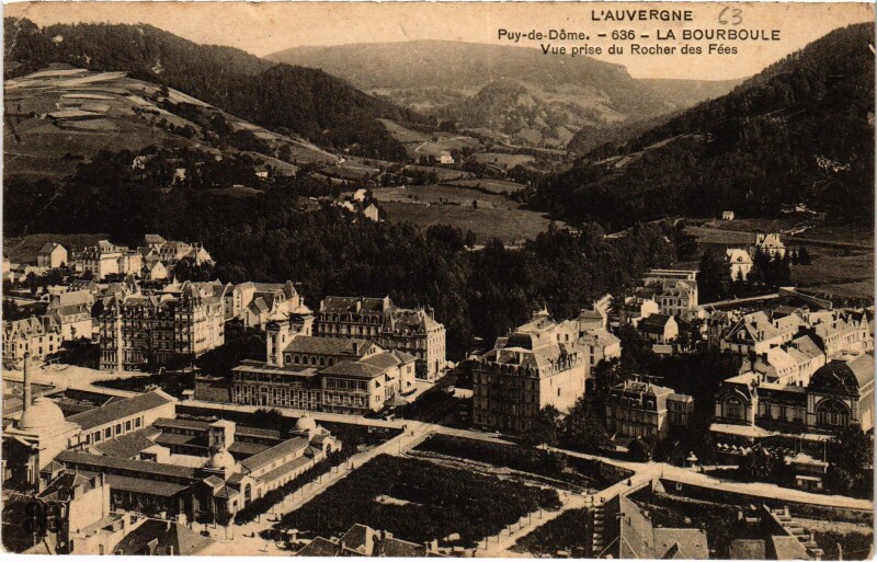 Carte postale ancienne La Bourboule Vue prise du Rocher des Fees France à La Bourboule