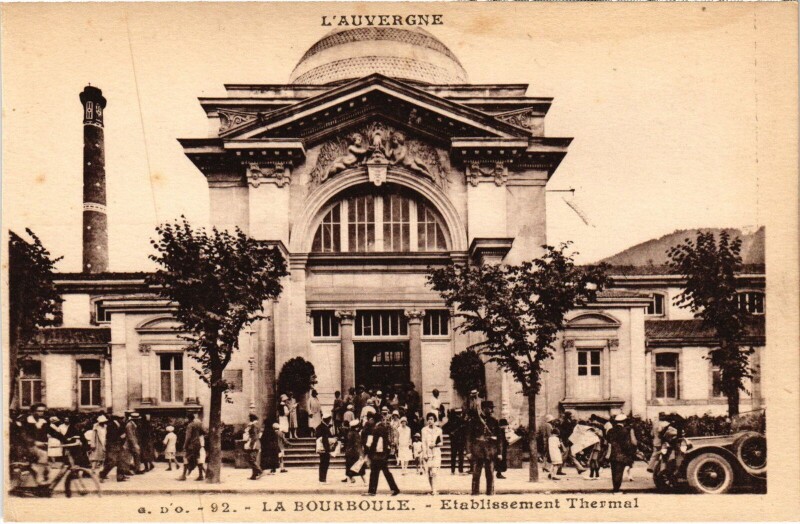 Carte postale ancienne La Bourboule Etablissement Thermal France à La Bourboule