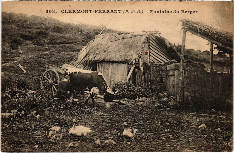 Carte postale ancienne Clermont-Ferrand Fontaine du Berger France à Clermont-Ferrand