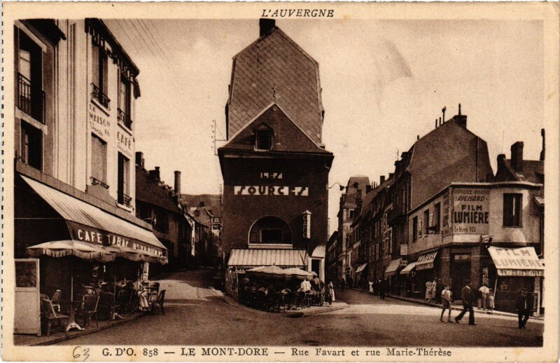 Carte postale ancienne Mont-Dore Rue Favart et rue Marie-Therese France à Mont-Dore