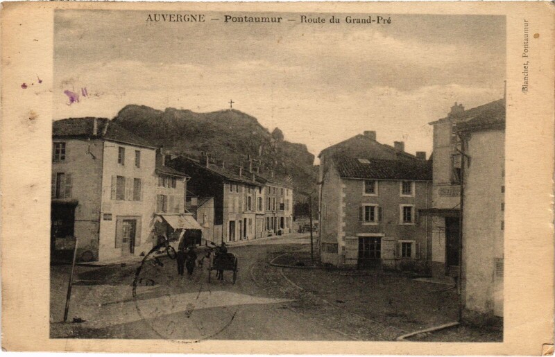 Carte postale ancienne Auvergne Route du Grand Pre France
