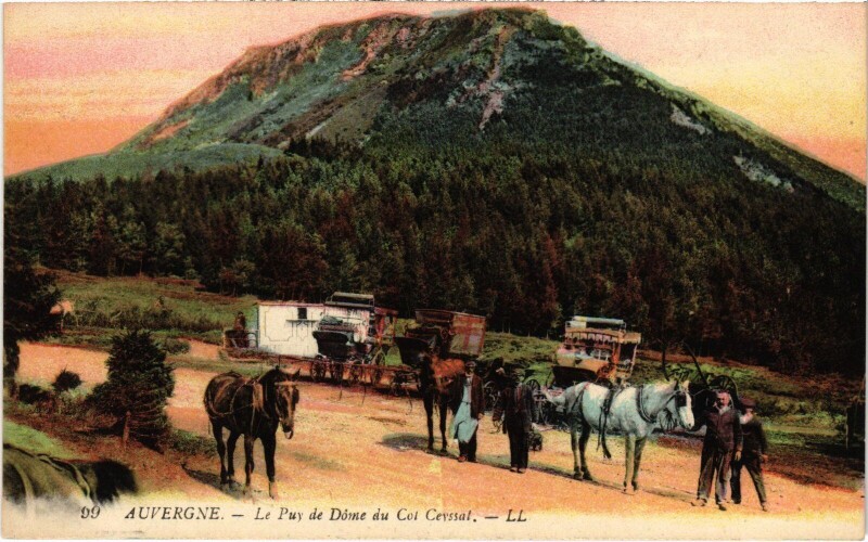 Carte postale ancienne Auvergne Le Puy de Dome du Col Ceyssat France à Ceyssat