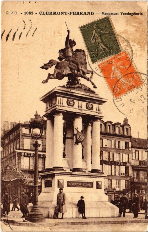 Carte postale ancienne Clermont-Ferrand Monument Vercingetorix France à Clermont-Ferrand