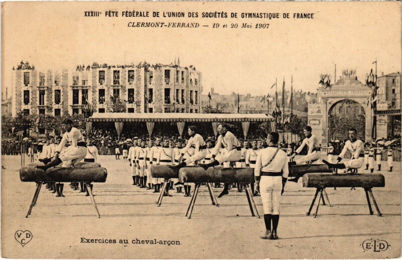 Carte postale ancienne Clermont-Ferrand Fete federale de l'union des societes France à Clermont-Ferrand