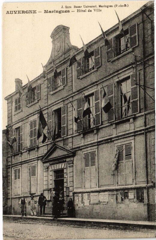 Carte postale ancienne Maringues Hotel de Ville France à Maringues