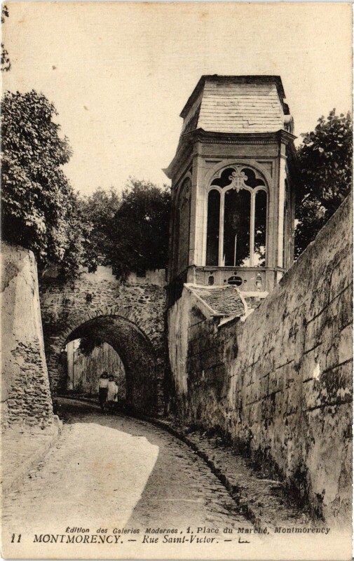 Carte postale ancienne Montmorency Rue Saint-Victor à Montmorency