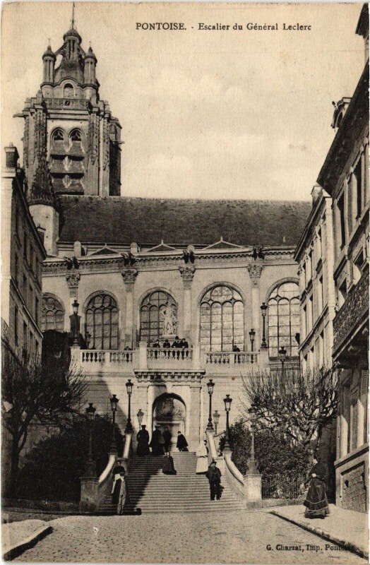 Carte postale ancienne Pontoise Escalier du General Leclerc à Pontoise
