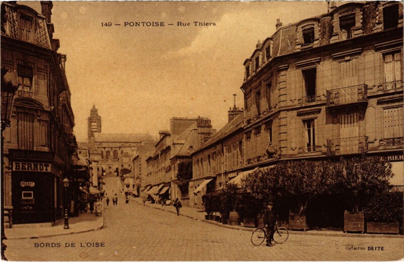 Carte postale ancienne Pontoise Rue Thiers à Pontoise