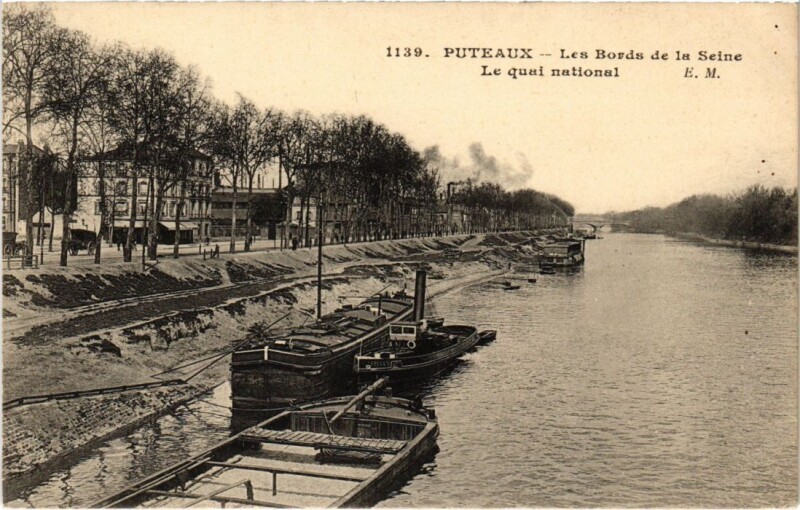 Carte postale ancienne Puteaux Les Bords de la Seine - Le Quai National à Puteaux