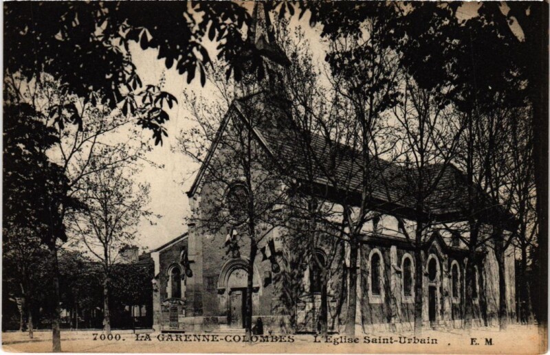 Carte postale ancienne La Garenne-Colombes L'Eglise Saint-Urban à Colombes
