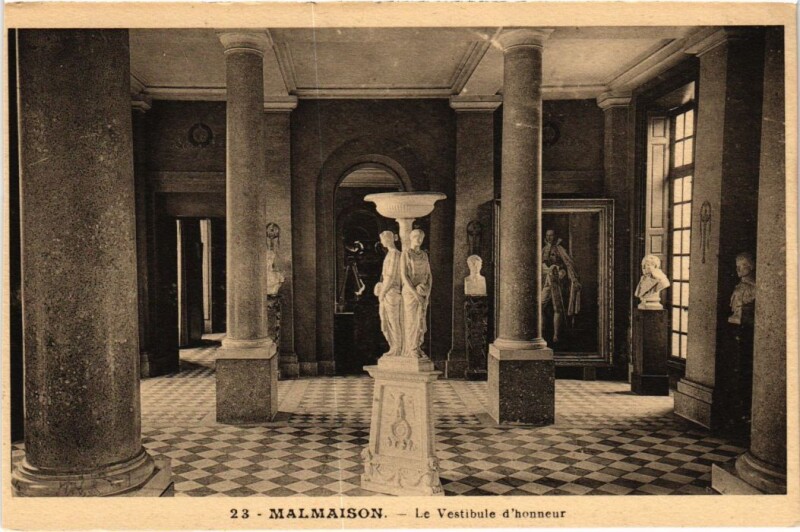 Carte postale ancienne Château de Malmaison - (S.-et-O.) Le Vestibule d'Honneur à Rueil-Malmaison