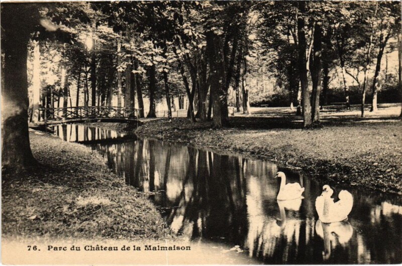 Carte postale ancienne Rueil-Malmaison Parc du Chateau de la Malmaison à Rueil-Malmaison