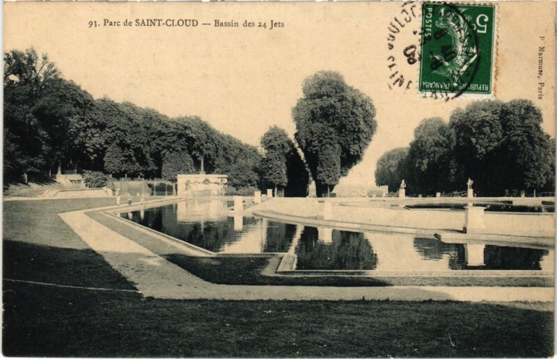 Carte postale ancienne Saint-Cloud Parc - Bassin des 24 Jets à Saint-Cloud