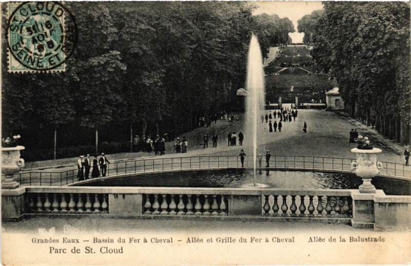 Carte postale ancienne Saint-Cloud Parc - Grandes Eaux - Bassin du Fer a Cheval - Allees à Saint-Cloud