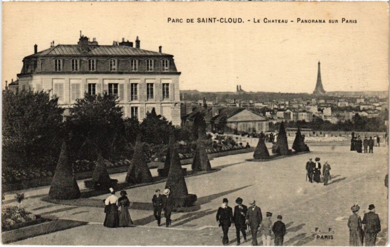 Carte postale ancienne Saint-Cloud Parc - Le Chateau - Panorama sur Paris à Saint-Cloud