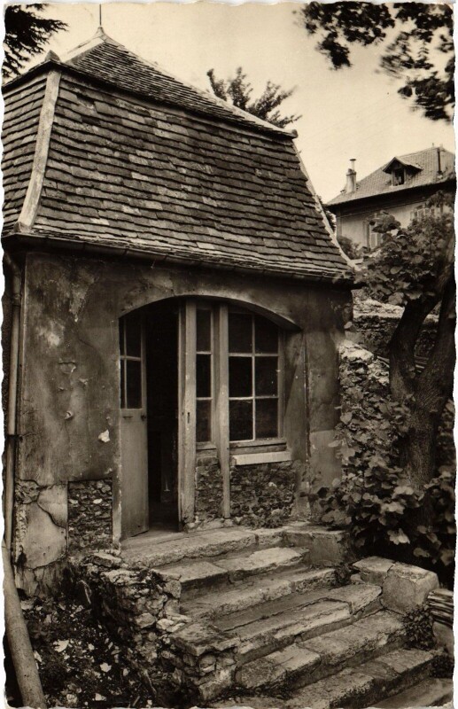 Carte postale ancienne Montmorency Le Donjon de Jean Jacques à Montmorency