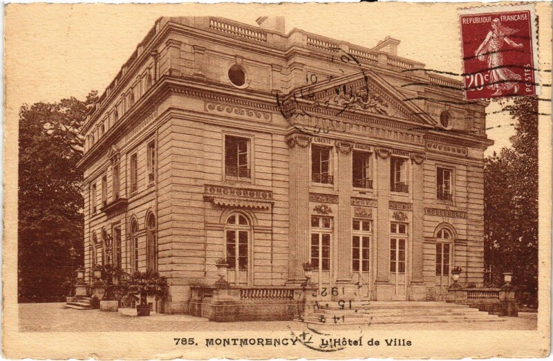 Carte postale ancienne Montmorency Hotel de Ville à Montmorency