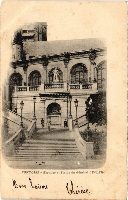 Carte postale ancienne Pontoise Escalier du General Leclerc à Pontoise