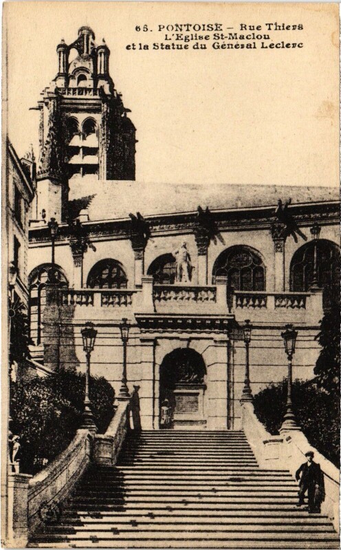 Carte postale ancienne Pontoise Eglise Saint-Maclou Statue du General Leclerc à Pontoise