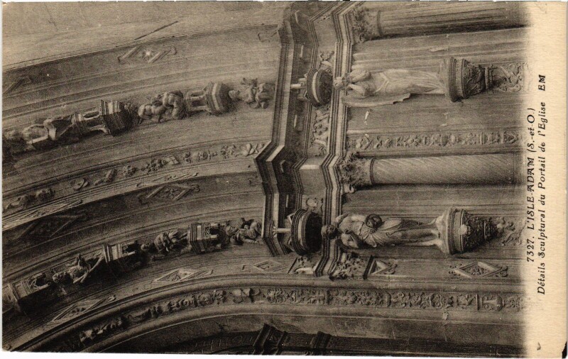 Carte postale ancienne L'Isle Adam Details Sculptural du Portail de l'Eglise à L'Isle-Adam
