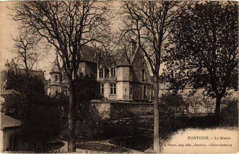 Carte postale ancienne Pontoise Le Musee à Pontoise