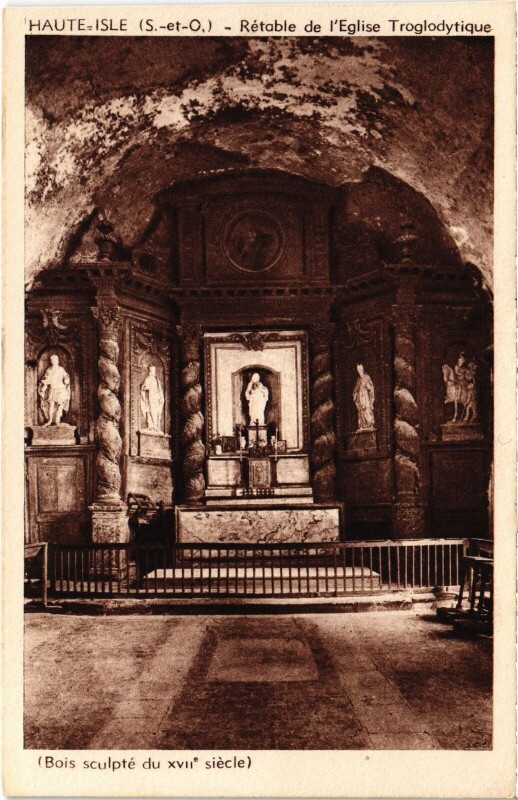 Carte postale ancienne Haute Isle Retable de l'Eglise Troglodytique à Haute-Isle