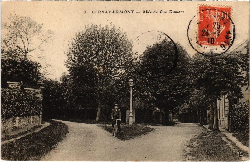 Carte postale ancienne Cernay Allee du Clos Dumont