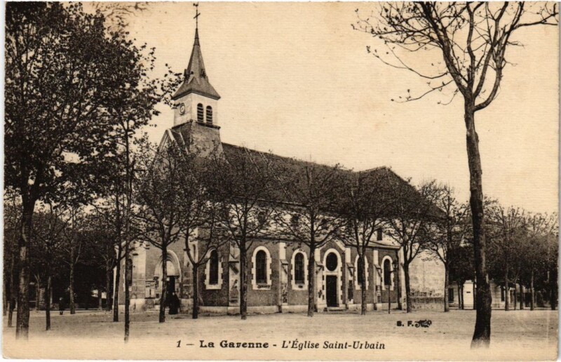 Carte postale ancienne La Garenne-Colombes L'Eglise Saint-Urban à Colombes