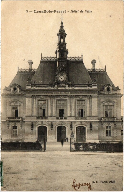 Carte postale ancienne Levallois-Perret Hotel de Ville à Levallois-Perret