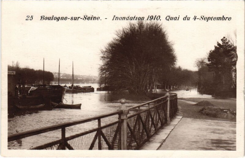Carte postale ancienne Boulogne-Billancourt Inondation 1910 - Quai 4-Septembre à Boulogne-Billancourt