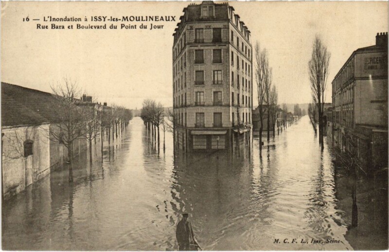 Carte postale ancienne Issy-les-Moulineaux Inondation - Rue Bara - Blvd du Point du Jour à Issy-les-Moulineaux