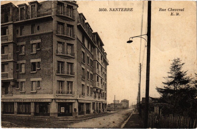 Carte postale ancienne Nanterre Rue Chevreul à Nanterre