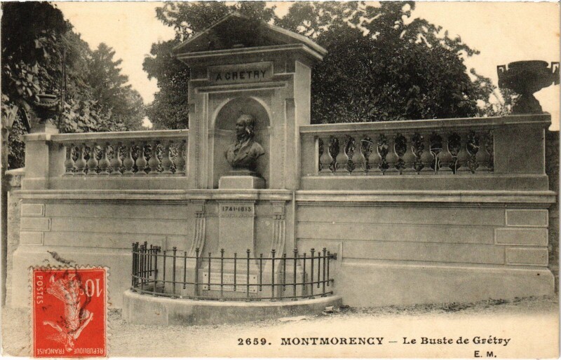 Carte postale ancienne Montmorency Le Buste de Gretry à Montmorency