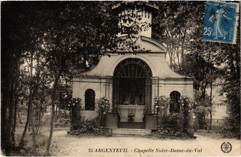 Carte postale ancienne Argenteuil Chapelle Notre Dame du Val à Argenteuil