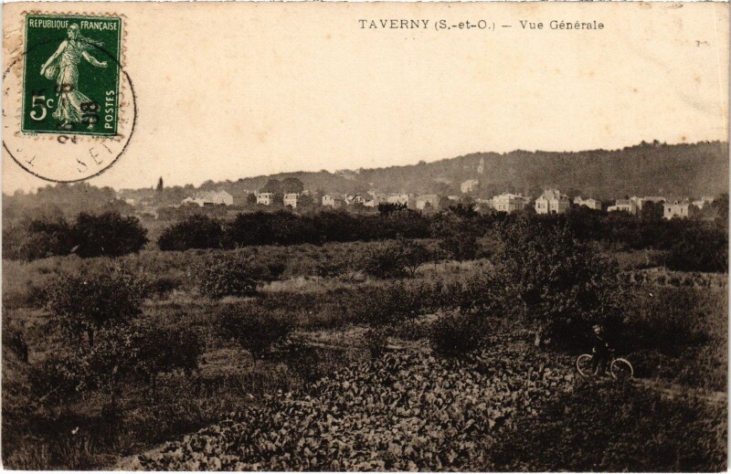 Carte postale ancienne Taverny vue generale à Taverny