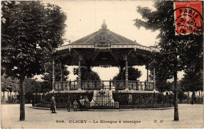 Carte postale ancienne Le Kiosque à musique à Clichy