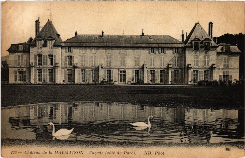 Carte postale ancienne Rueil-Malmaison Chateau de la Malmaison - Facade à Rueil-Malmaison