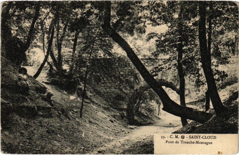 Carte postale ancienne Saint-Cloud Pont de Tranche-Montagne à Saint-Cloud
