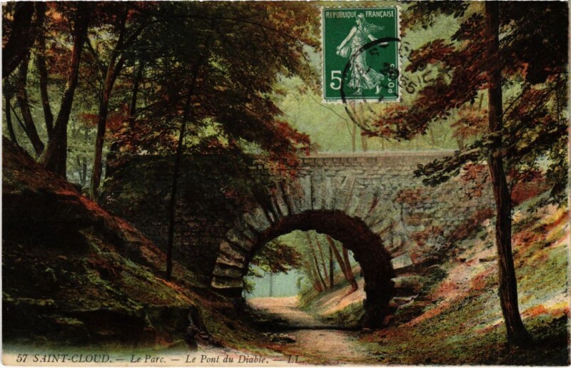Carte postale ancienne Saint-Cloud Le Parc - Le Pont du Diable à Saint-Cloud