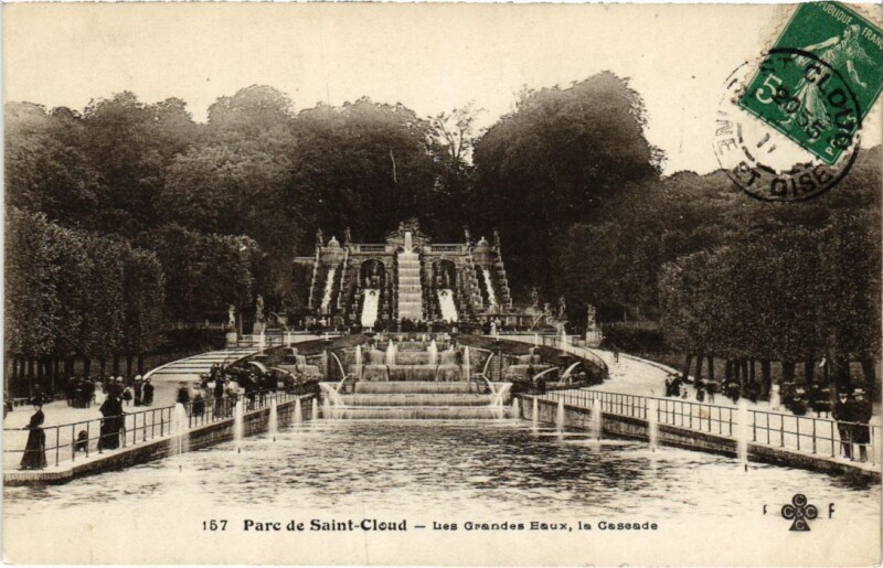 Carte postale ancienne Saint-Cloud Les Grandes Eaux - La Cascade à Saint-Cloud