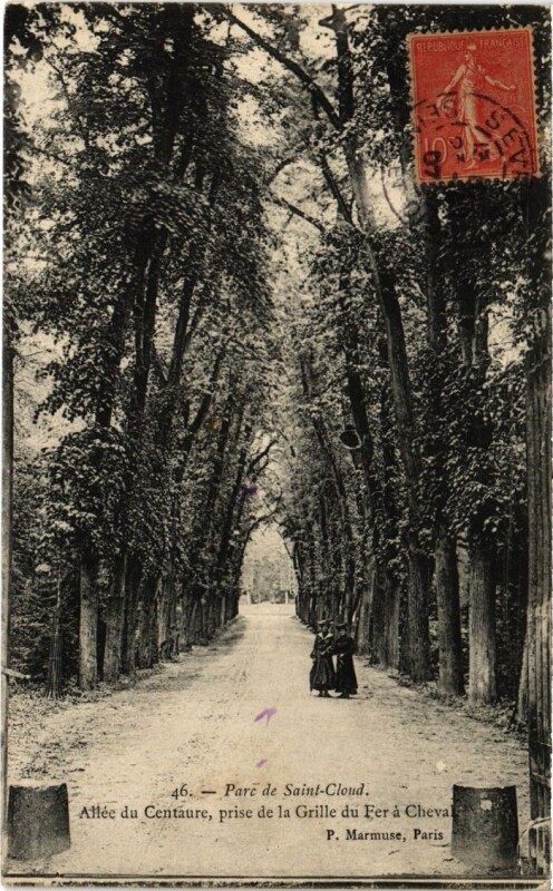 Carte postale ancienne Saint-Cloud Parc - Allee du Centaure à Saint-Cloud
