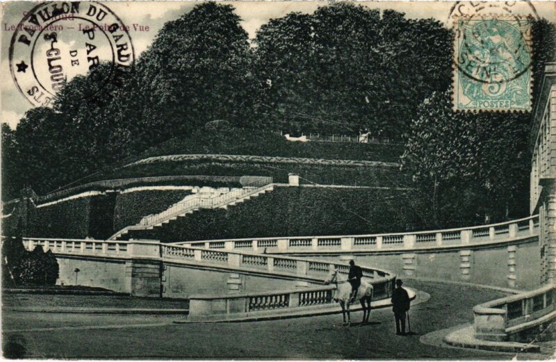 Carte postale ancienne Saint-Cloud Le Trocadero - La Point de Vue à Saint-Cloud
