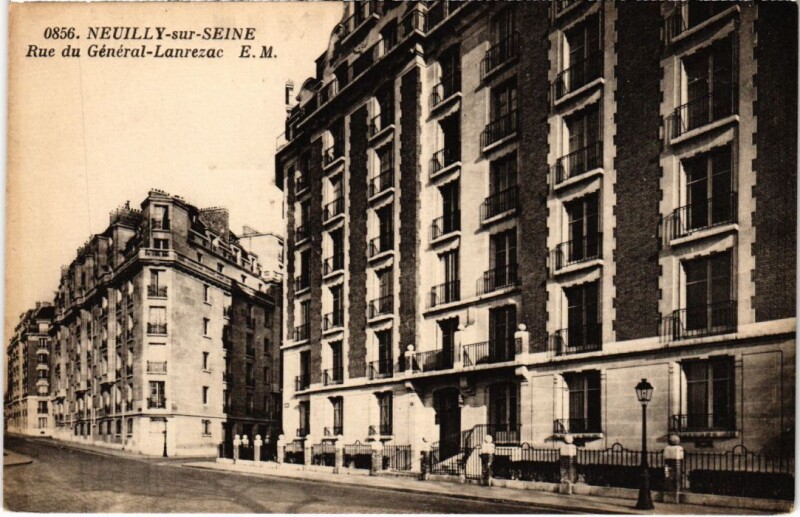 Carte postale ancienne Neuilly-sur-Seine Rue du General-Lanrezac à Neuilly-sur-Seine