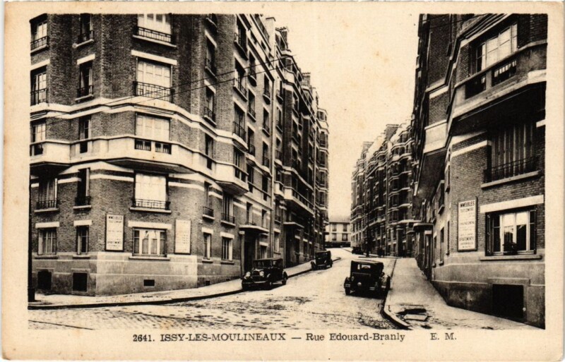 Carte postale ancienne Issy-les-Moulineaux Rue Edouard-Branly à Issy-les-Moulineaux