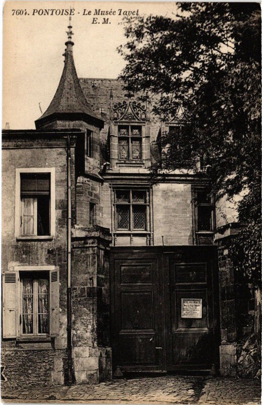 Carte postale ancienne Pontoise Musee Tavet à Pontoise
