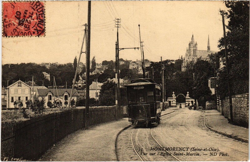Carte postale ancienne Montmorency vue sur l'Eglise Saint-Martin à Montmorency