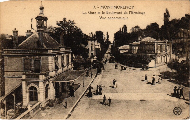 Carte postale ancienne Montmorency La Gare et Boulevard de l'Ermitage à Montmorency