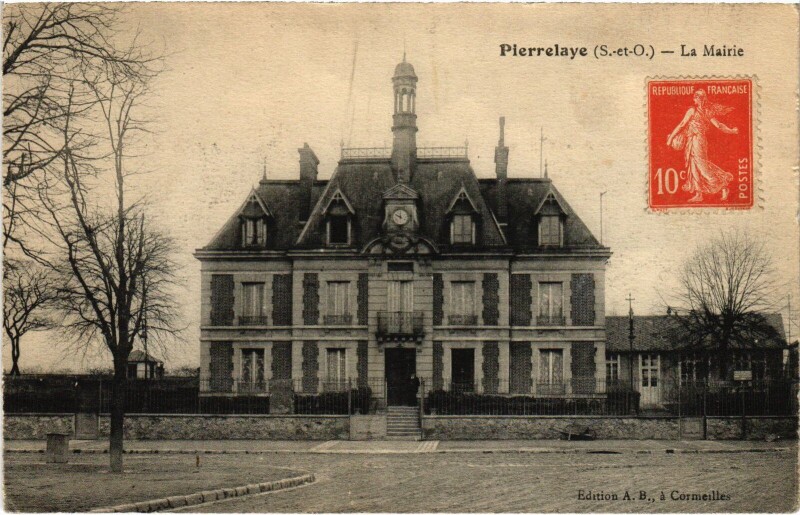 Carte postale ancienne Pierrelaye La Mairie à Pierrelaye