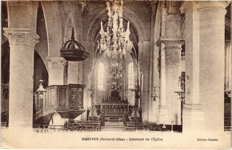 Carte postale ancienne Marines Interieur de l'Eglise à Marines