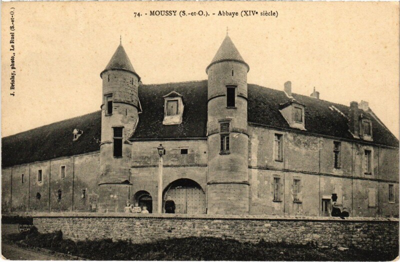 Carte postale ancienne Moussy Abbaye à Moussy